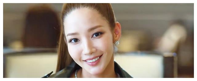 发际线|朴敏英新剧《月水金火木土》,这个发际线好像戴了个假头套?