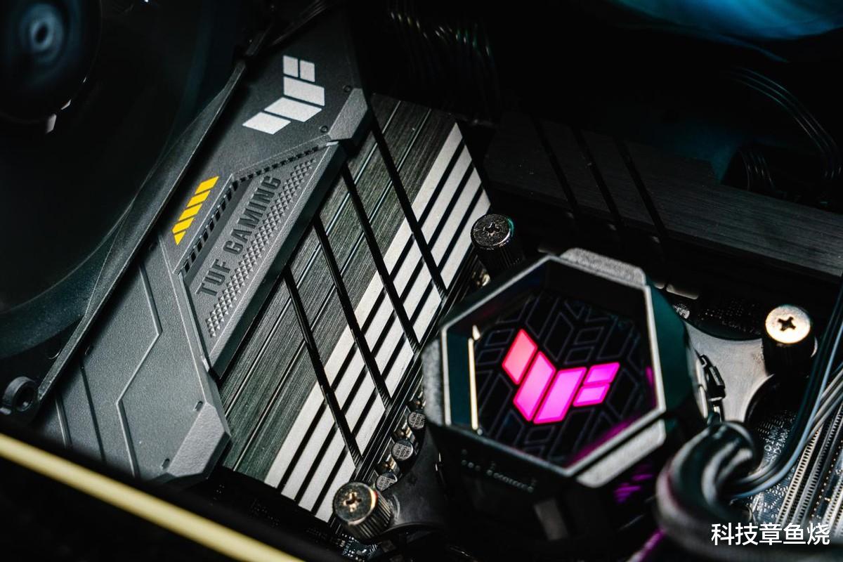 主板|12代酷睿入門好選擇，華碩B660重炮手主板體驗