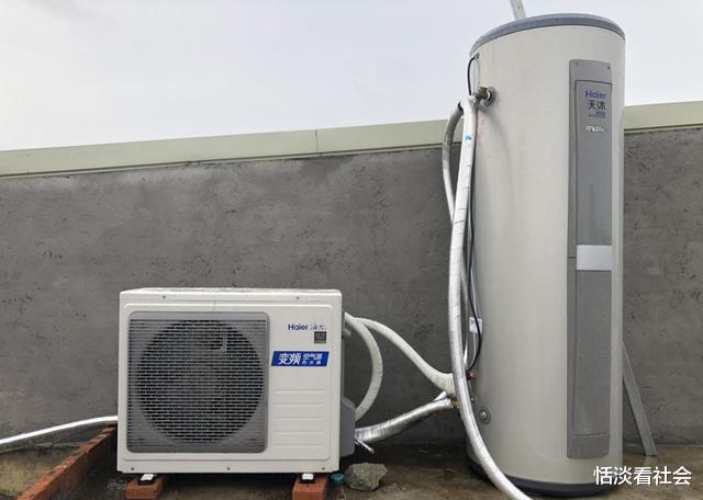 越来越多人不装电热水器了,在阳台装这种更省钱实用,太机智了
