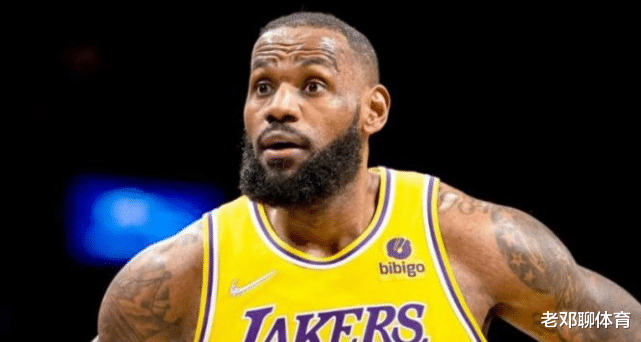 詹姆斯·哈登|单赛季3000分堪称神迹！NBA75年仅2人做到 哈登落选