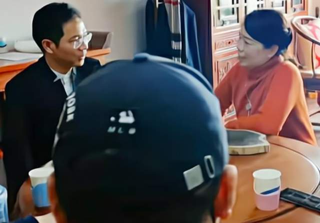 任嘉伦|带节奏?杜粉称只有老杜是真正查真相,指责许敏是在帮田静增热度