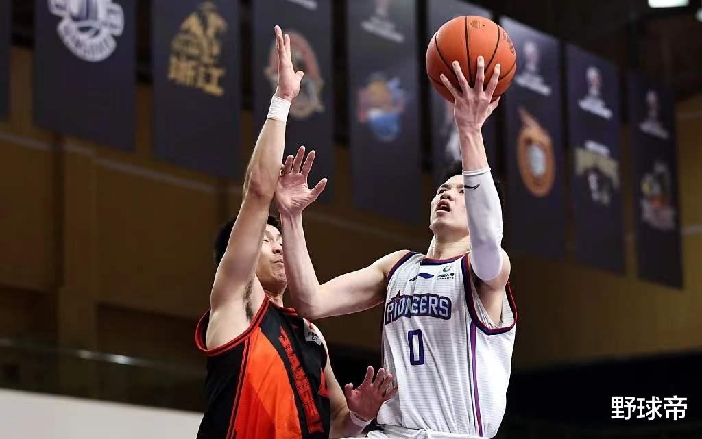米兰|曾赴美打球学习，21岁成为CBA探花！他如今表现怎样？