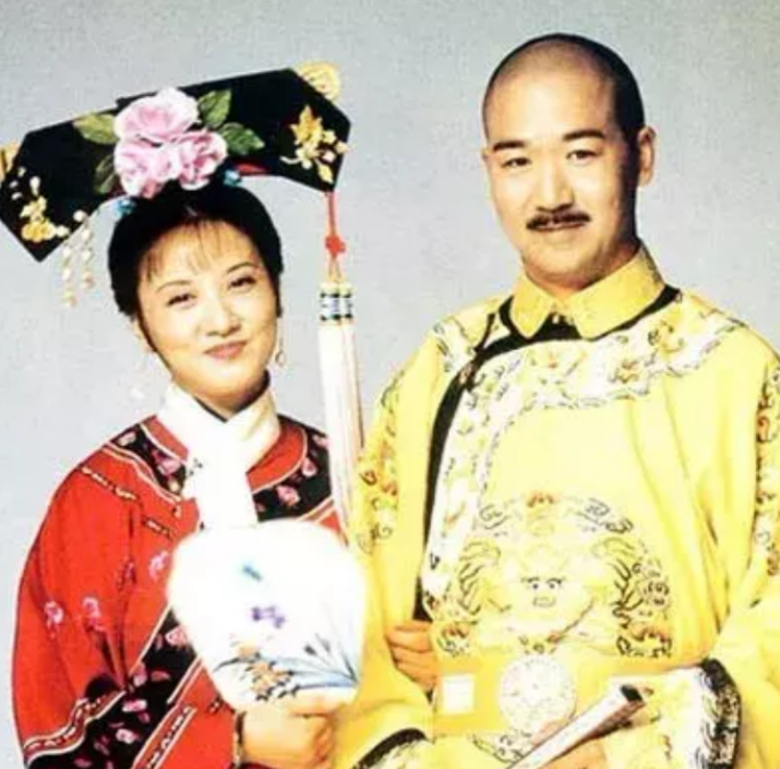 突围|娱乐圈领养孩子的三位导演夫人；为了爱情，各有各的心酸