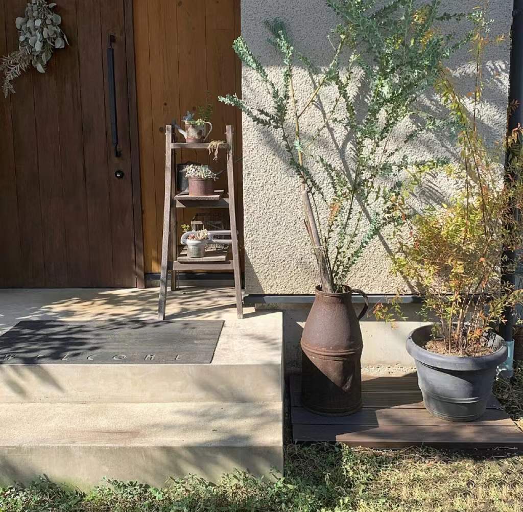 日本主妇带两个孩子回乡下生活，打造自然原木之家，活成无数人羡慕的样子