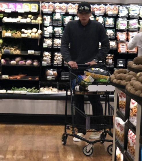 玄彬|玄彬被曝4年前和孙艺珍交往，他连忙否认，期间曾传与宋慧乔复合