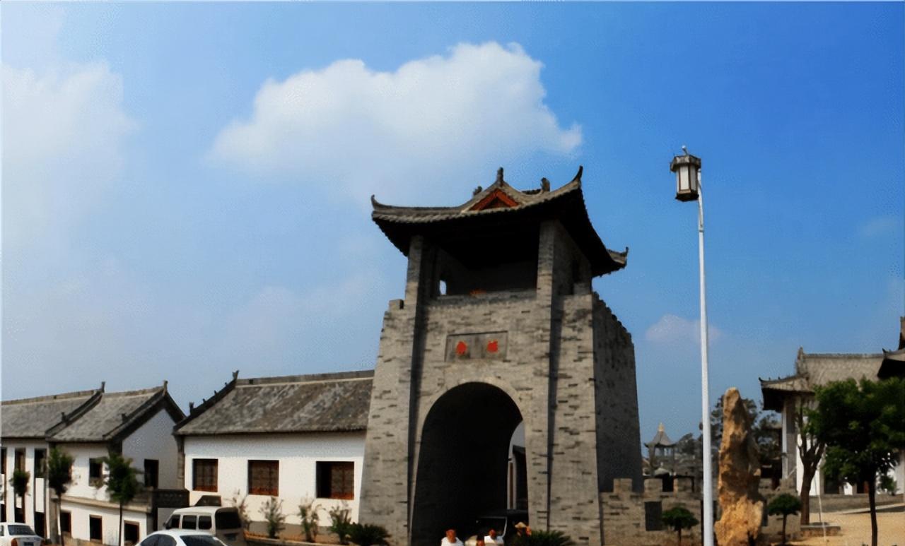 |河南“魏氏古民居”共计567间 , 建筑精美布局严谨