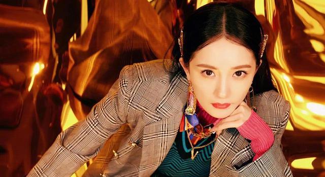 杨幂|5年过去了,杨幂《三生三世》后再无佳作,老板做不了好演员?