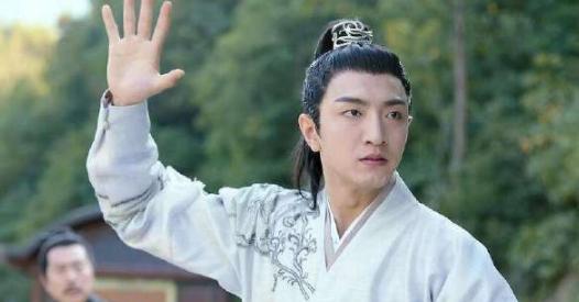 彭小苒|《君九龄》后，彭小苒新剧即将来袭，男二是选秀天花板组合的他？