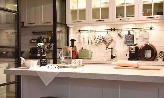 小户型这么装,好看又实用,还能省下一间房的面积,堪称教学模板