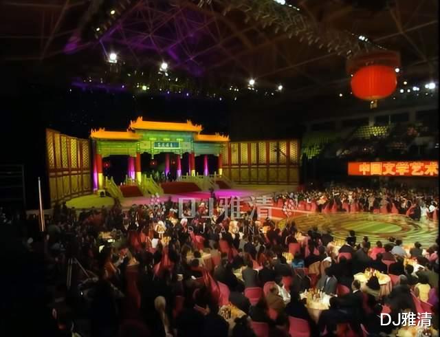 春晚|06年的春晚记忆，于洋印质明同框，庞学勤王苏娅聚首，马季最后一次亮相