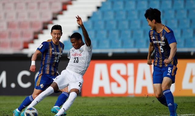 广州队|5-0！2-1！泰山双杀弱旅崛起，脚踩2大冠军+日本第1，甩广州队6分
