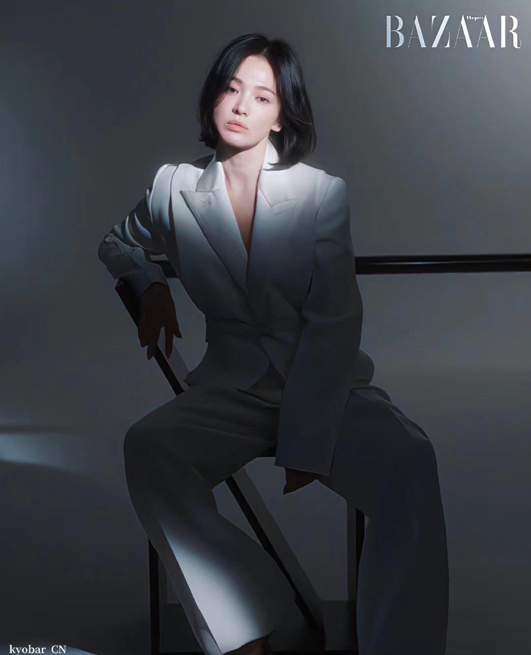 抹胸裙 41岁宋慧乔营业认不出！苹果肌崩了好松弛，长发齐刘海难消大妈感