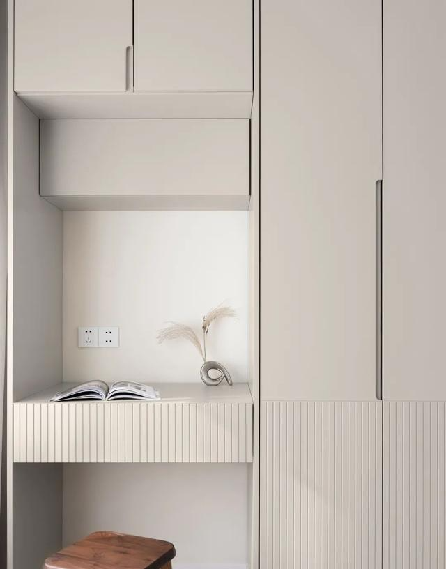 140㎡住宅,不浪费1㎡,客厅隔出间卧室,三世同堂住着刚好!