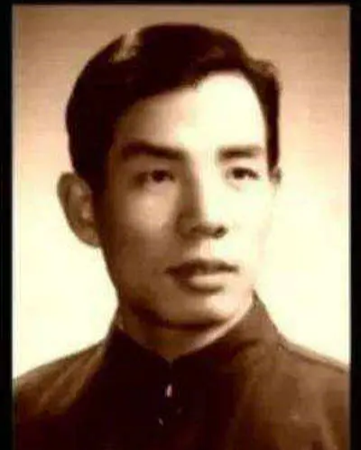 魏宗万|“老戏骨”魏宗万：不接广告不炒作，独宠妻子50年，无愧德艺双馨