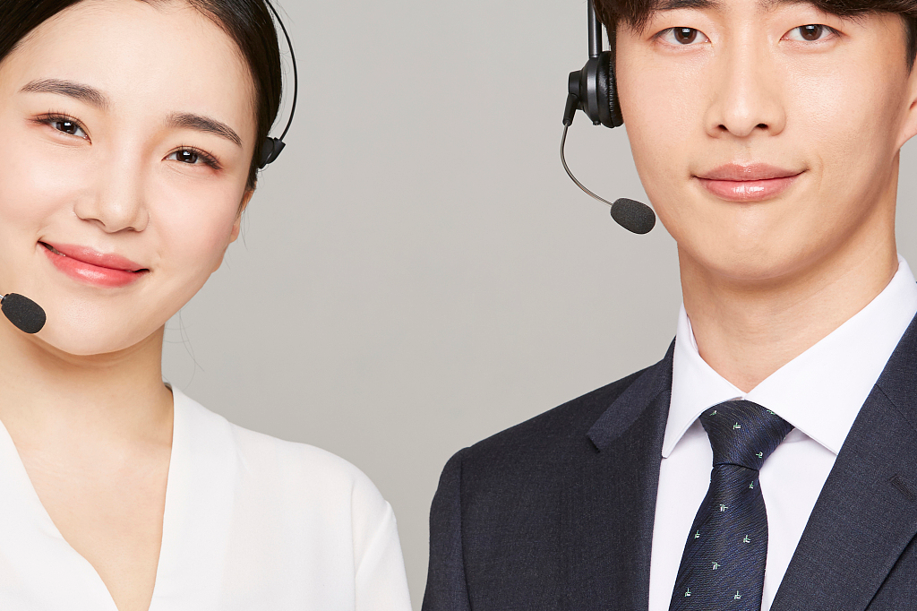 CES|微信加了客户，第一条信息该怎么发呢？很多人其实都做错了