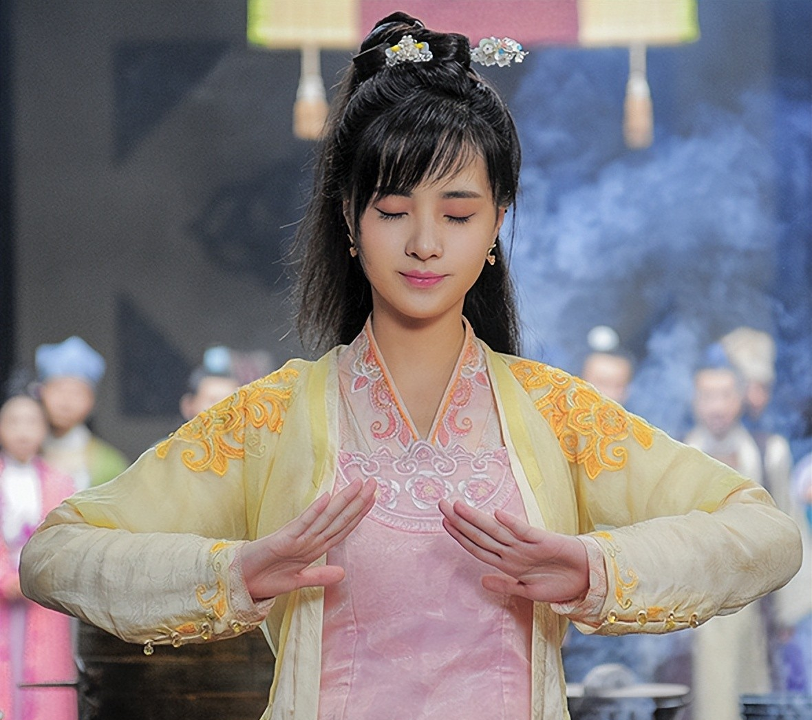 冯小刚|真够黑心:被逼退圈、诋毁性取向,从尚雯婕到冯小刚