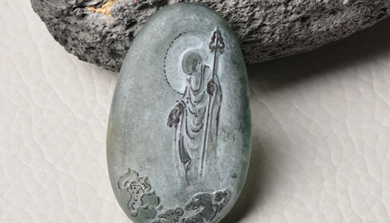 |手中的翡翠手镯，到底会有多少好处呢？一起来跟随脚步看看