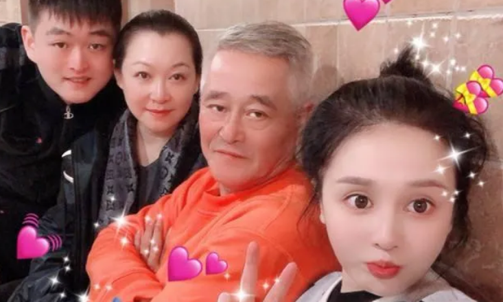 赵本山|2009年，赵本山突发脑溢血昏迷后醒来，他当即决定：我要在海南买一块地！