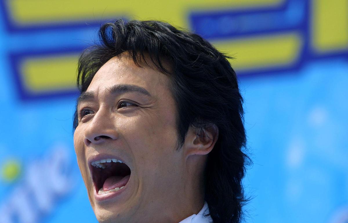 吴镇宇|别的星二代都忙着谈恋爱，只有他忙着“黑”老爹！