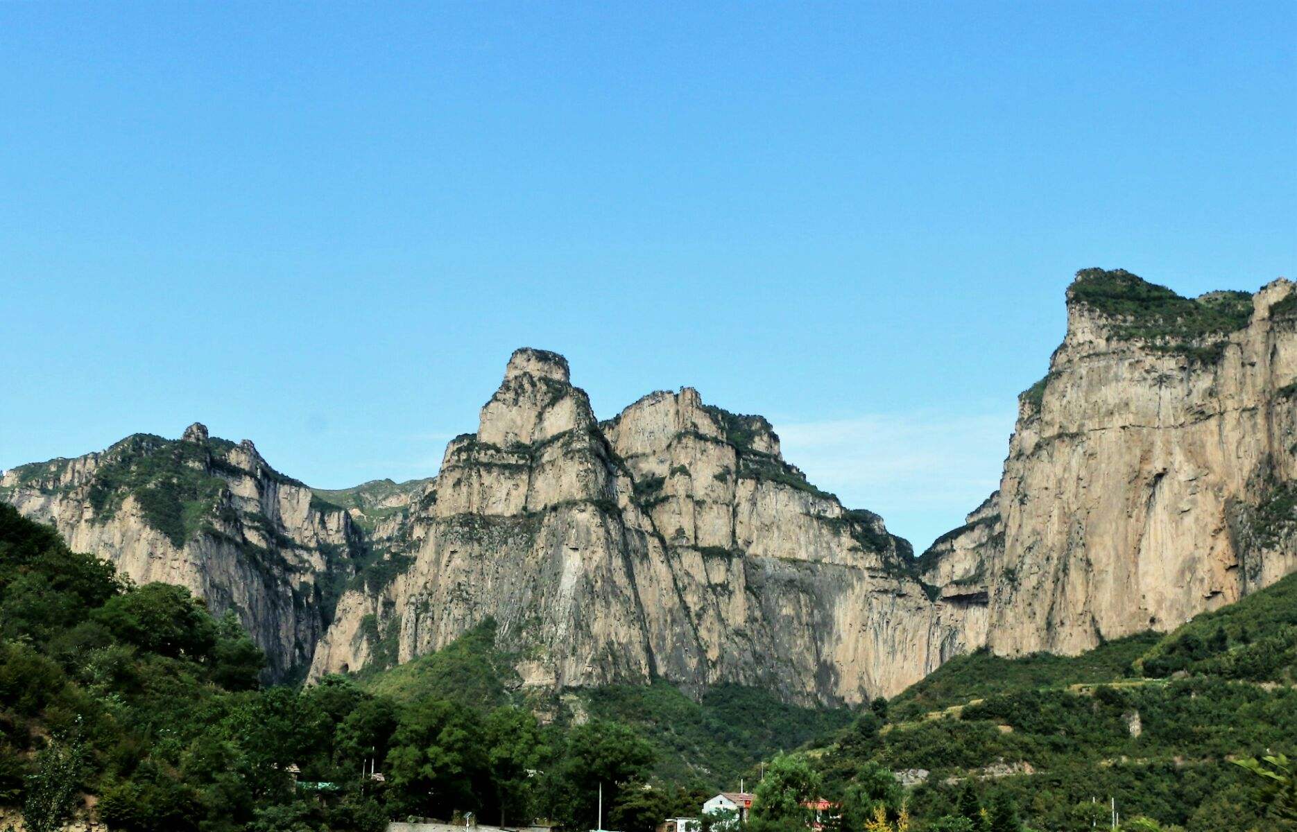 太行山大峡谷|延绵不绝的太行山，你知道哪条大峡谷最美吗？