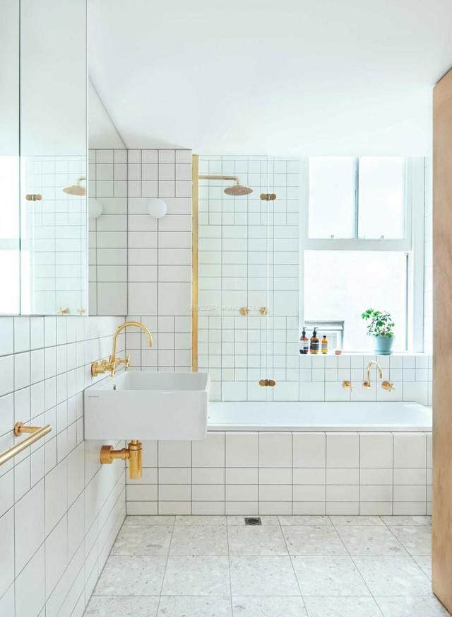 装修中很重要的问题,很多人入住后才后知后觉:瓷砖尺寸怎么选?