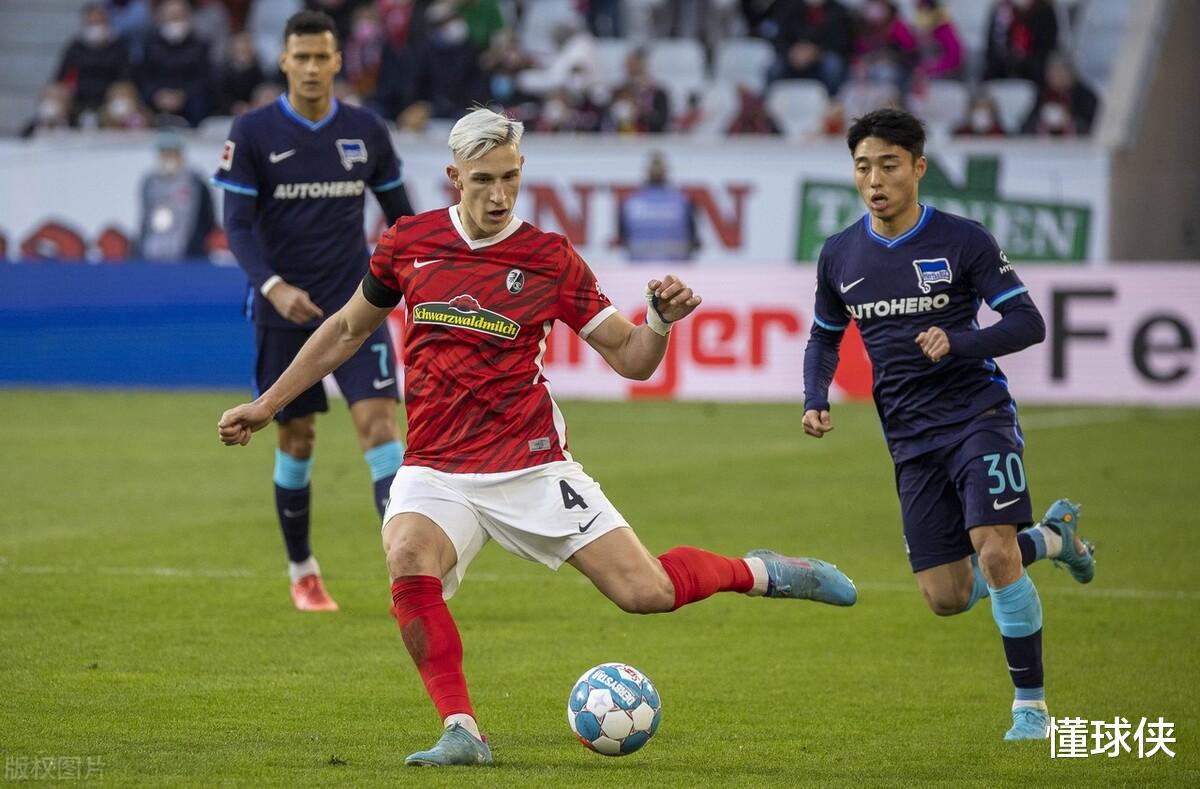 弗赖堡|3-0，黑马悄然两连胜！德甲欧冠竞争乱了，4选2，最大差距仅4分