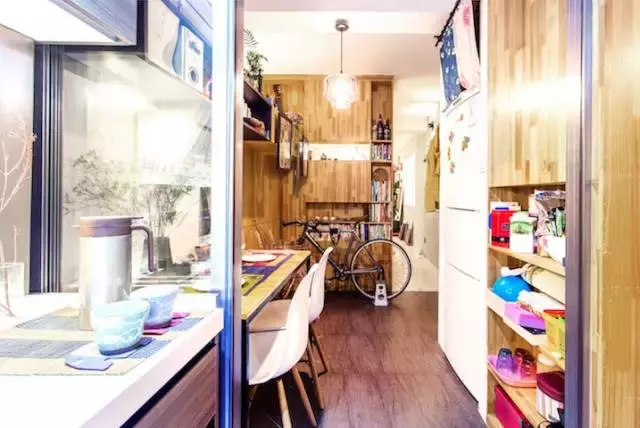 40平米奇葩户型，居然改造出了精致卫生间和大气厨房！