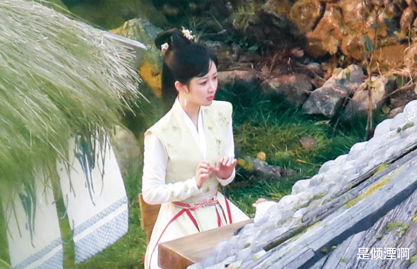 张晚意|长相思新路透！张晚意大婚造型，檀健次银发劲装，杨紫灵动俏皮！