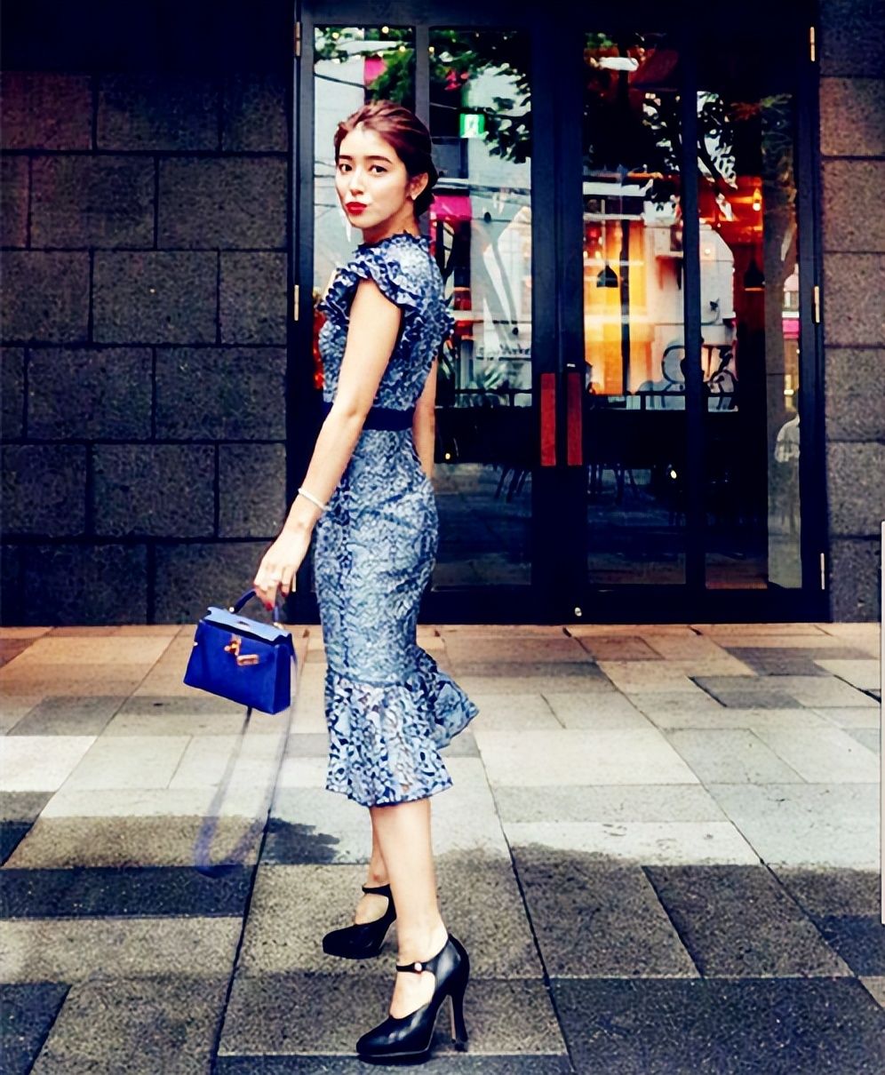 夏季不会搭配？那是你没选对款，看日系博主的穿搭日记，瞬间领悟