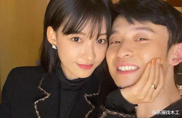 包文婧|宣布离婚后:董子健酒吧玩乐,全程笑脸状态佳,女方首曝朋友圈显辛酸