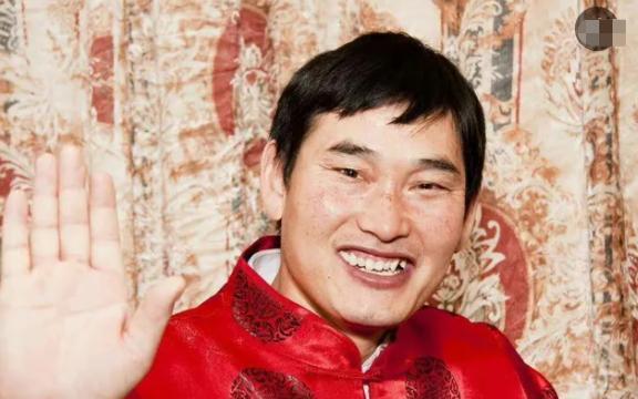 朱之文|曝朱小伟将二次离婚?大衣哥面临经济危机,现卖废品赚钱