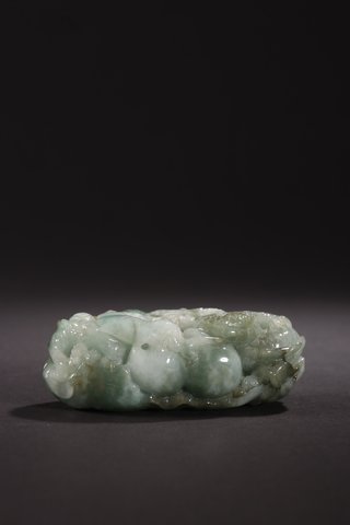 翡翠|回流-天然翡翠祥龙纹把玩件