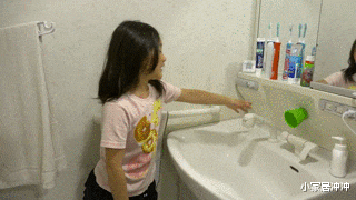 日本人卫生间细节,有多“变态”?进去后就不想出来了,真享受