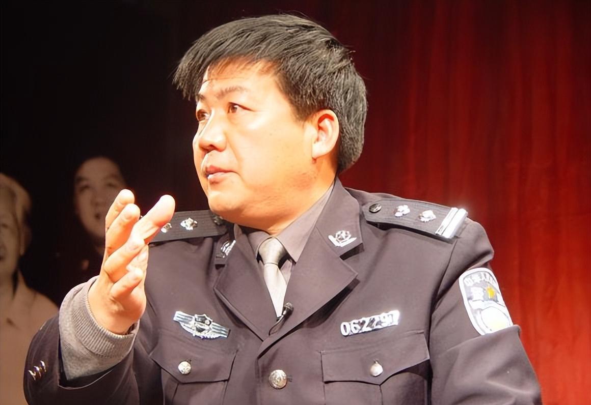 打拐英雄施华山:20余年解救208名妇女儿童,母亲去世前仍在救人