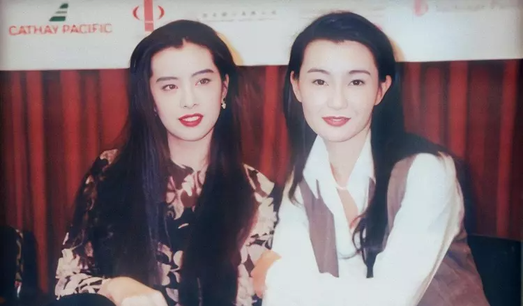 吴君如|吴君如称:某女星拿下四大天王中三个,只有刘德华没有上钩