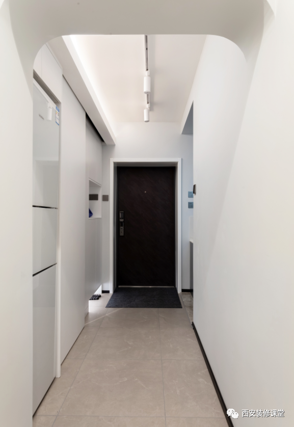 60㎡一室一厅,两人住大胆改造