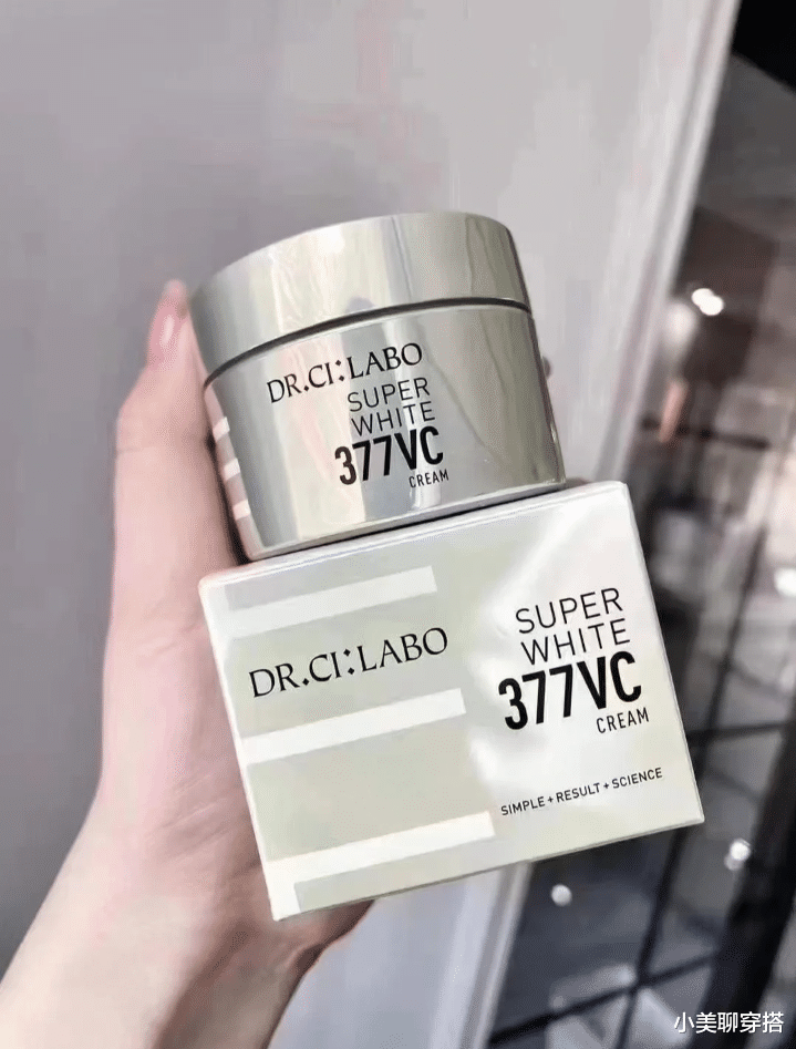 美甲 公认好用的大牌护肤品盘点：海蓝之谜舒缓修复，欧莱雅抗初老