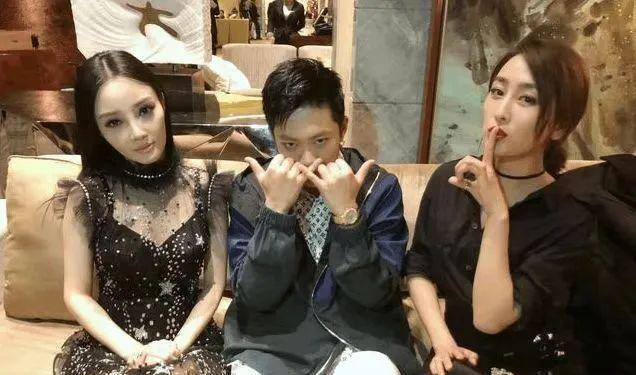 李易峰|郭子瑜再发文,称李易峰出轨,还说陈伟霆马苏都知情