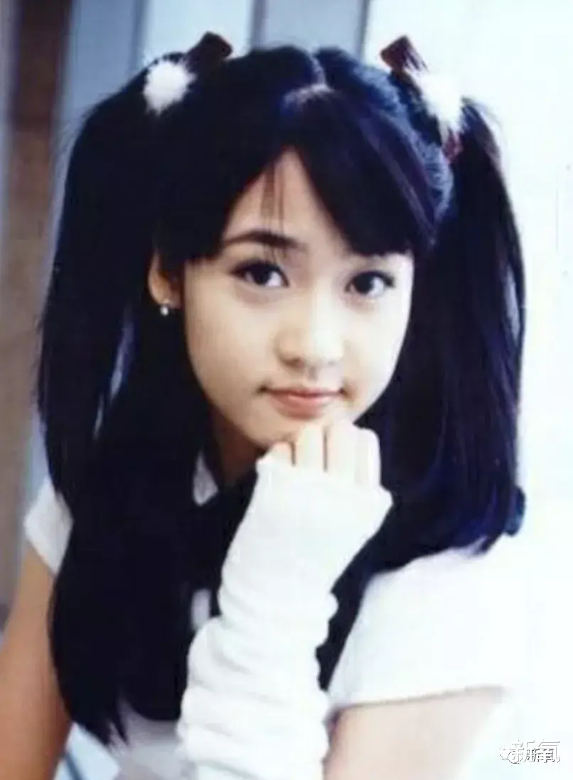 成宥利|41岁韩星成宥利诞下双胞胎女儿！