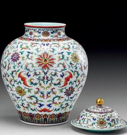 斗彩|成化斗彩听过吗?极具珍藏价值