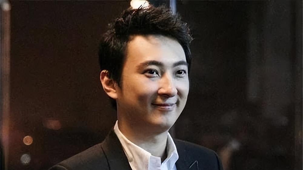 王思聪|王思聪，人生进入下半场，拼爹不管用了，该拼自己了