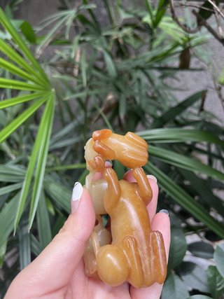 玉雕|清 和田玉 三狮戏绣球 摆件