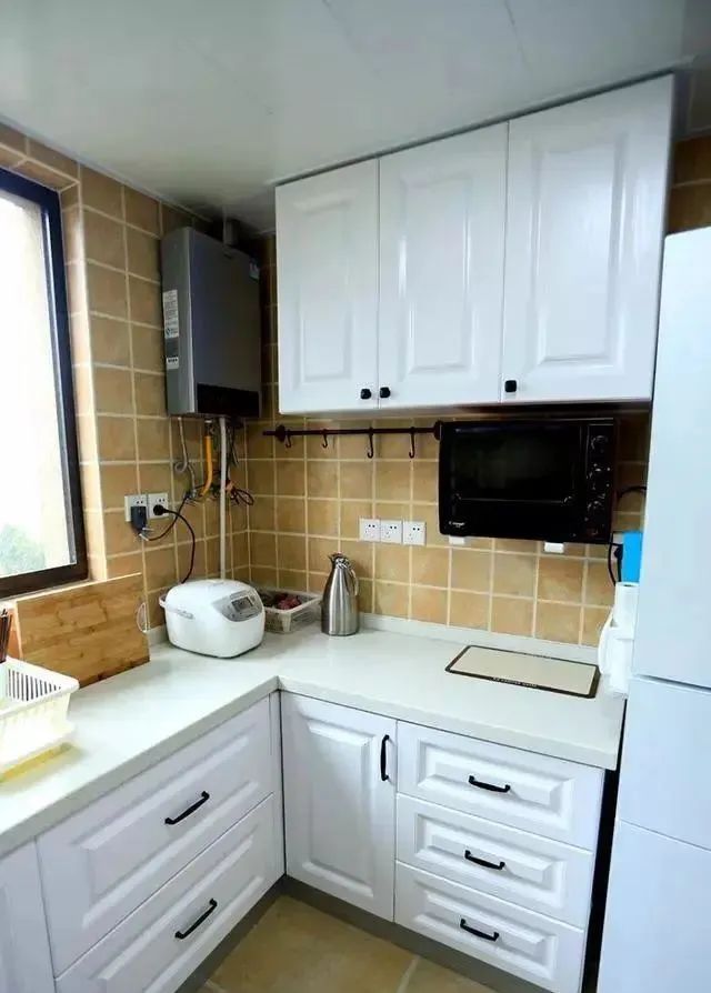 我家108平新房，入户玄关美呆了，装修花18万，朋友都说太值了！