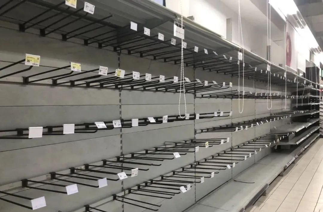 5家老店同一天关门,超市正在生死突围?
