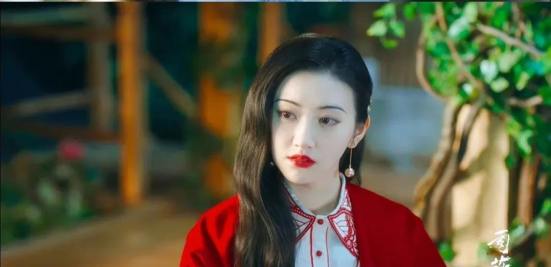 景甜|强捧之耻！她终于被骂下神坛