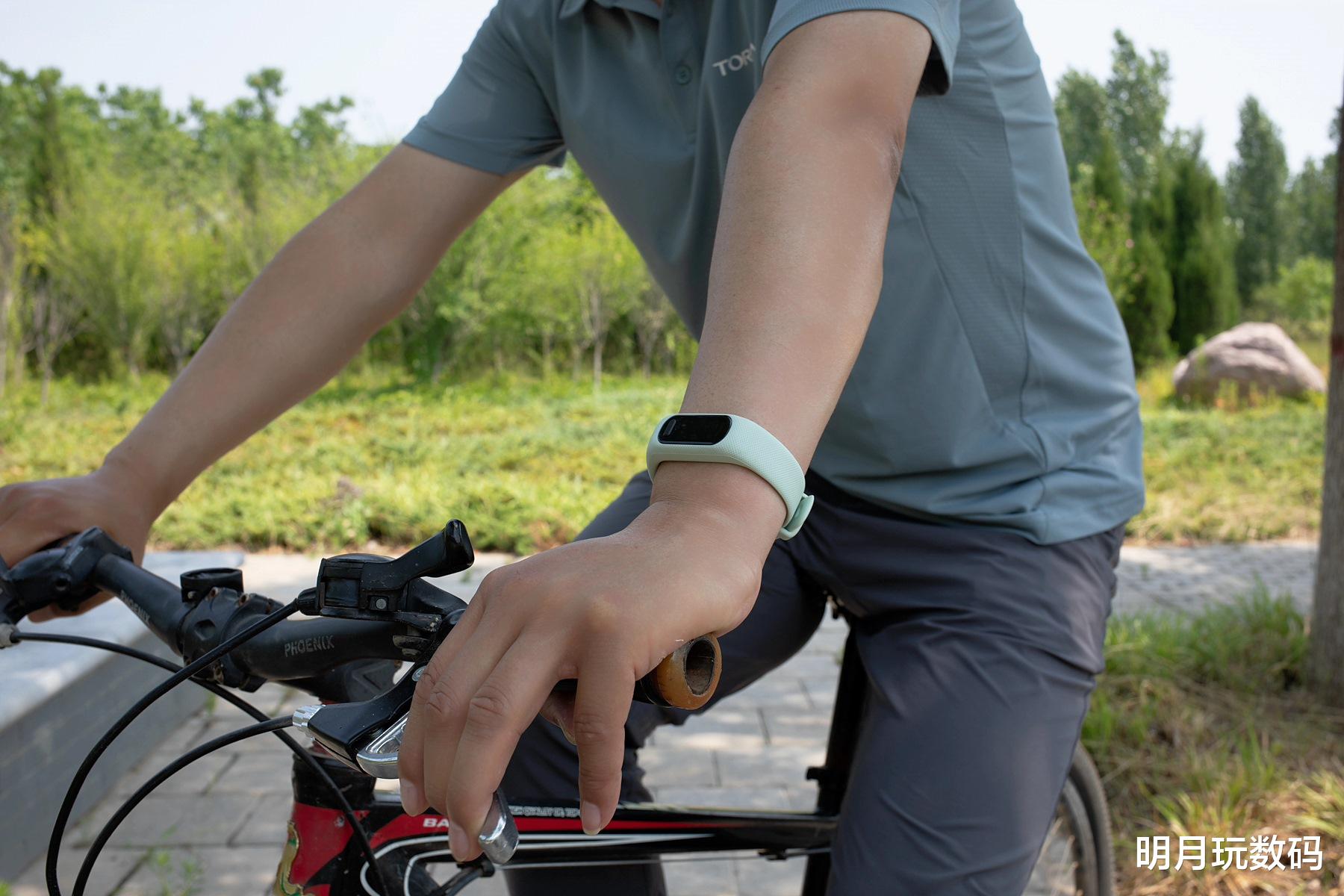 Twitter|全天候健康监护，GarminSmart 5运动健康手环体验