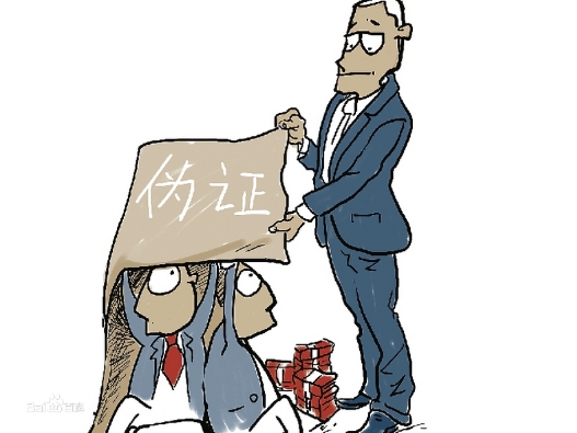 老人偷拿两枚鸡蛋,超市争执后猝死,谁之过?