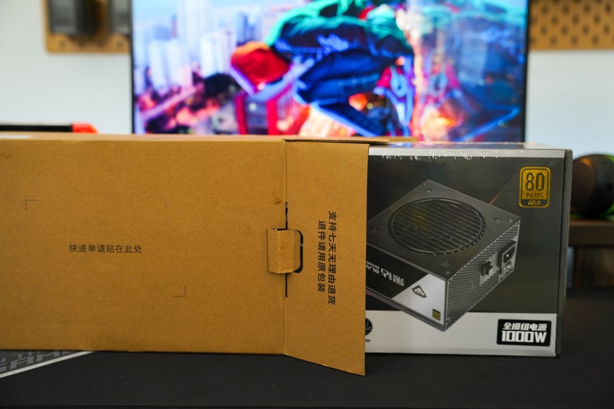 芯片|高端平台性价比新选，先马黑钻1000W入手体验