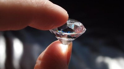 上万吨钻石在西伯利亚现身，未来钻石会不会烂大街？