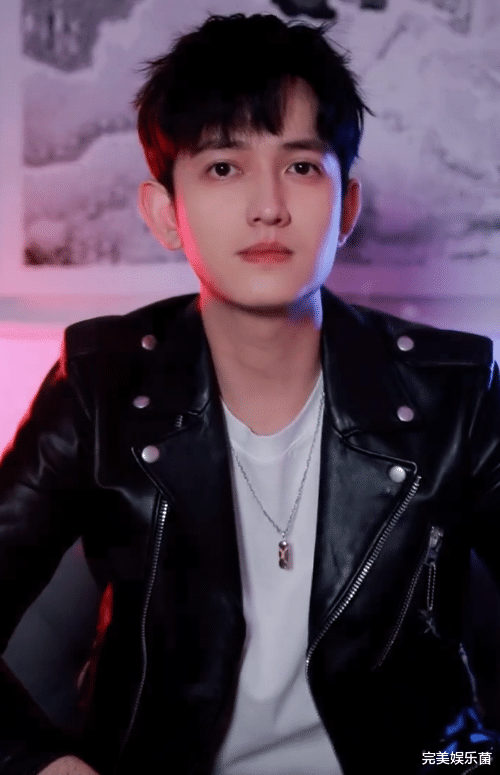 马可|“杀姐姐”落魄了,马可直播卖女士内裤,4元一条还亲自上手示范